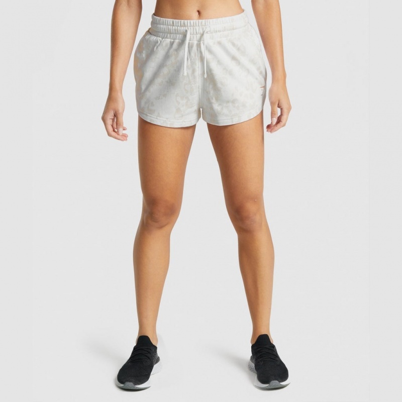 Σορτσ Gymshark Animal σταμπεσ ασπρα κρέμα | 684KBEHOV