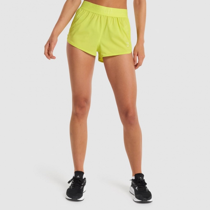 Σορτσ Gymshark Αθλητικά Loose Fit κίτρινα | 162BSJDTX