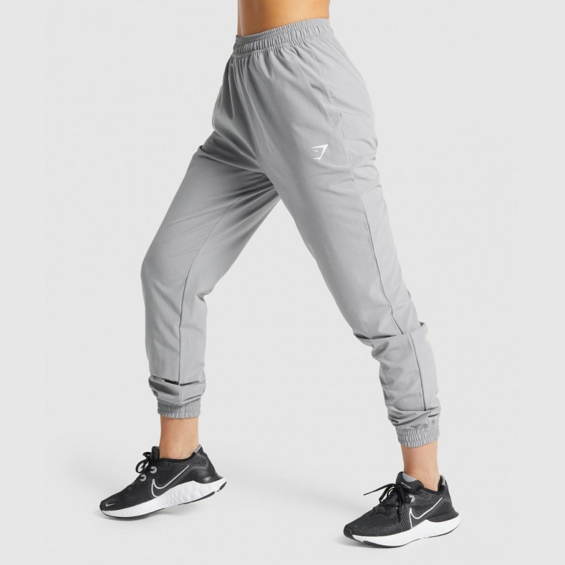 παντελονι jogger Gymshark Αθλητικά Woven γκρι | 847FQKZLG